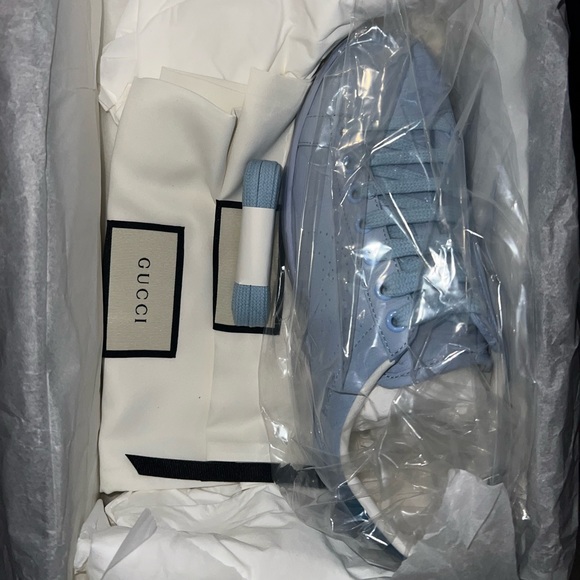 GUCCI Interlocking G Logo Leather Sneakers - Picture 6 of 16